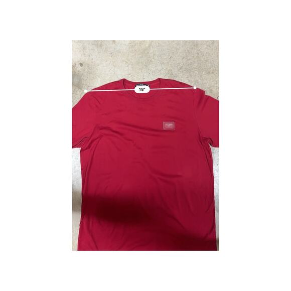Dolce & Gabbana Red Logo Patch T-Shirt — Men’s Designer Streetwear Essential - Picture 16 of 16
